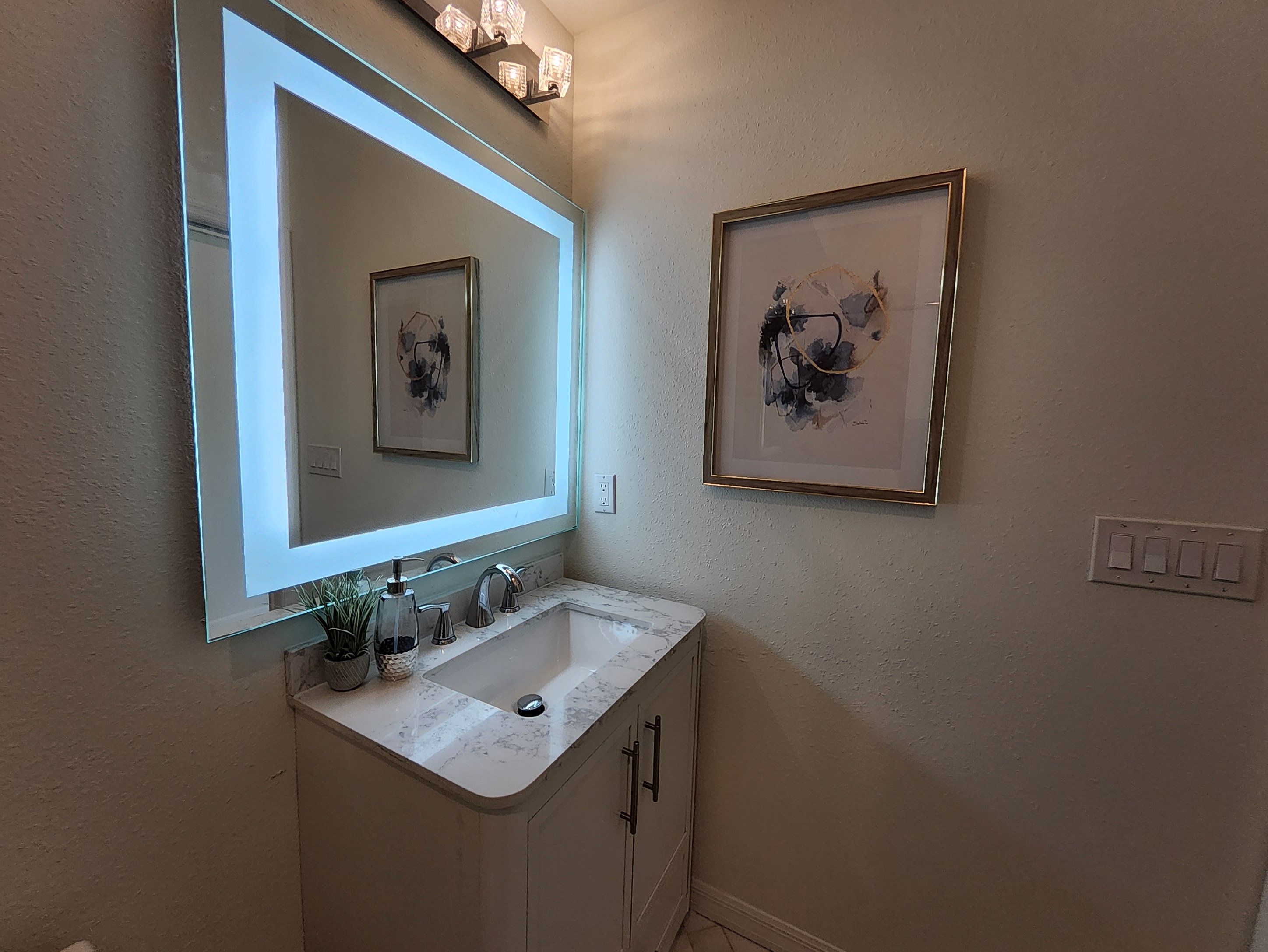 Tampa Brewster Interior View 12